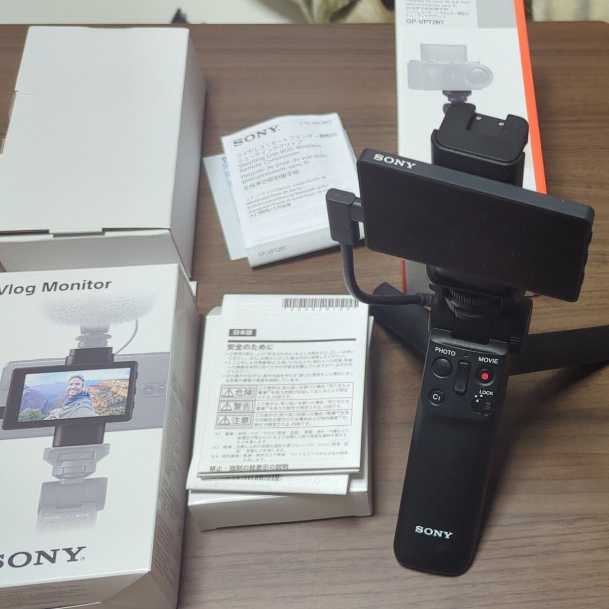 Sony Vlog Monitor XQZ-IV01 & シューティンググリップ GP Sony Vlog Monitor XQZ-IV01 & シューティンググリップ GP