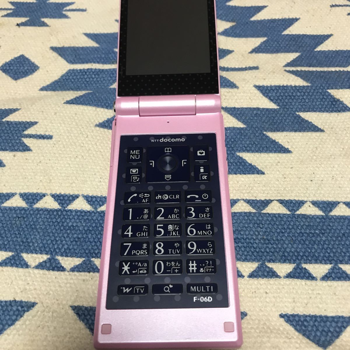 ドコモ F06d ガラケー 携帯電話 docomo STYLE series F-06D ドコモ F06d ガラケー 携帯電話 docomo STYLE series F-06D