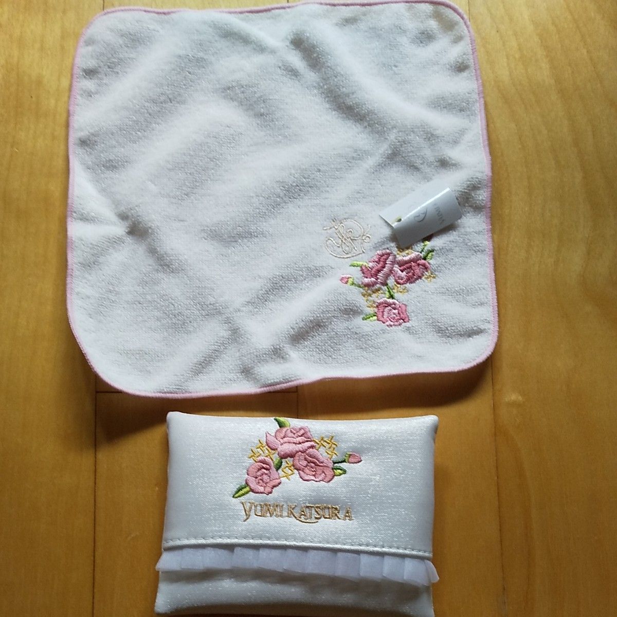 桂由美タオルハンカチ&ティッシュケースセット | abcb.org.br