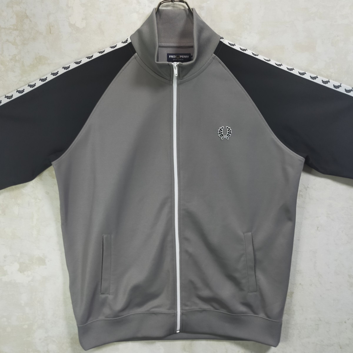 希少】フレッドペリー 3XL FRED PERRY ジャージ グレー 黒 白 ロゴ