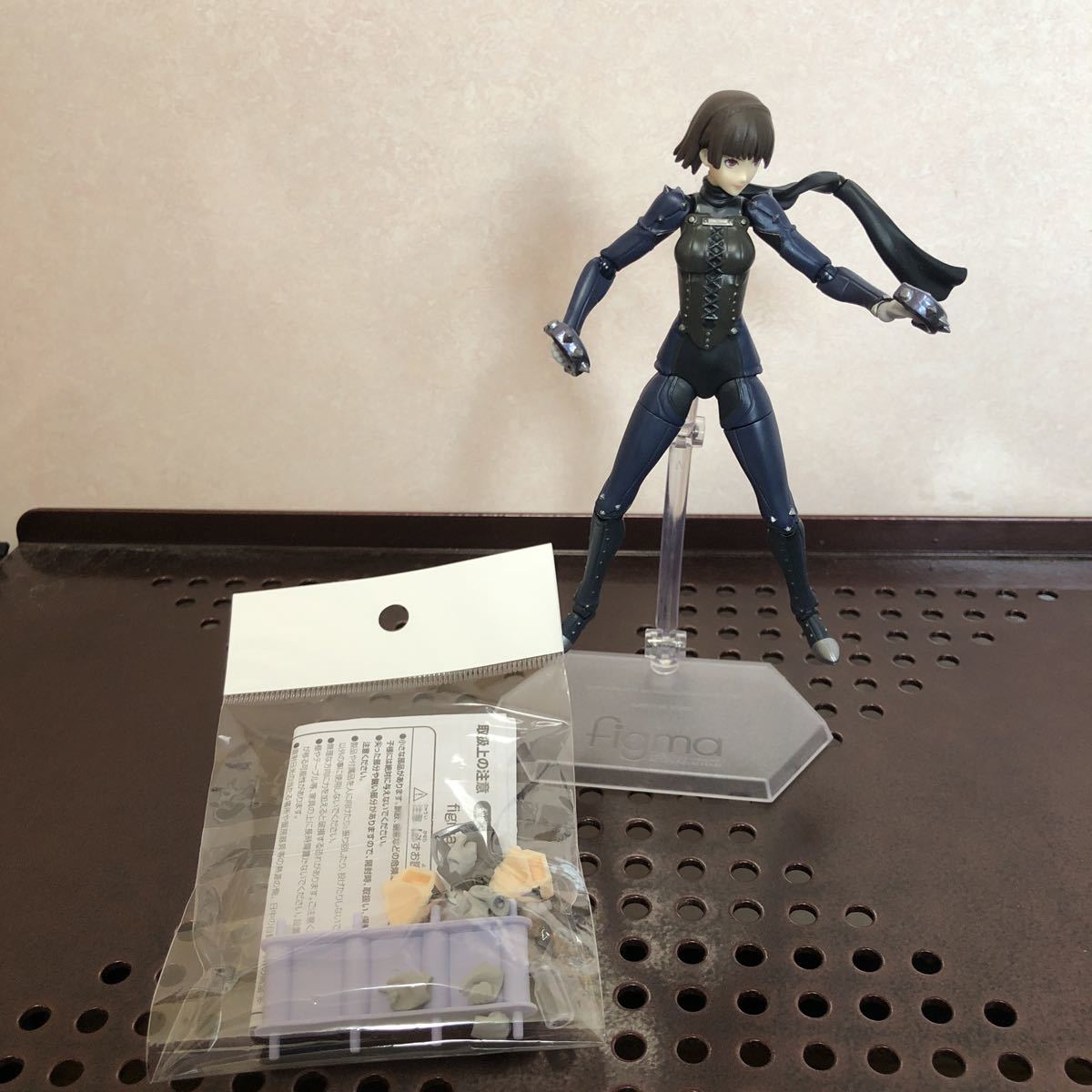 550 фигурка Persona 5 Persona серии 417 Queen figmagdo Smile Company 