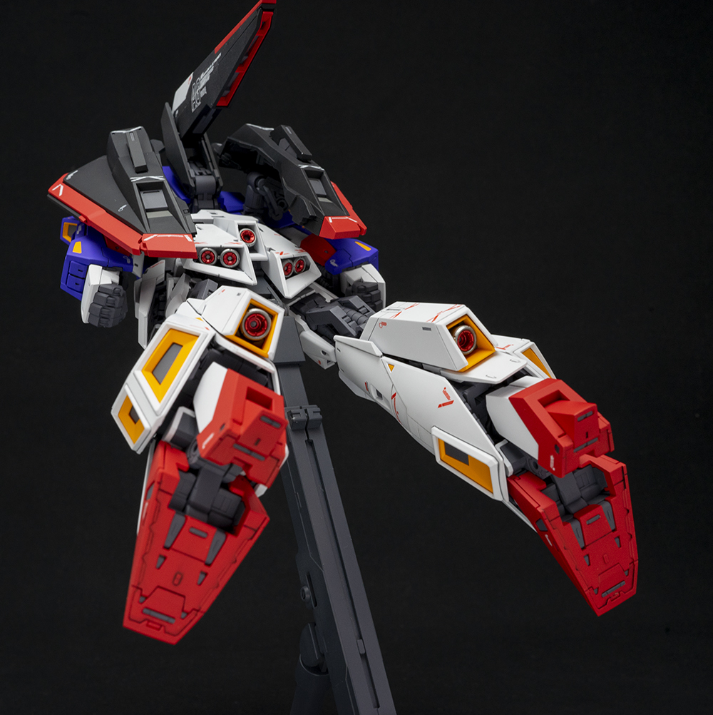 MG Zガンダム ver.Ka ゼータガンダム MSZ-006 1/100 塗装済み完成品 MG Zガンダム ver.Ka ゼータガンダム MSZ-006 1/100 塗装済み完成品