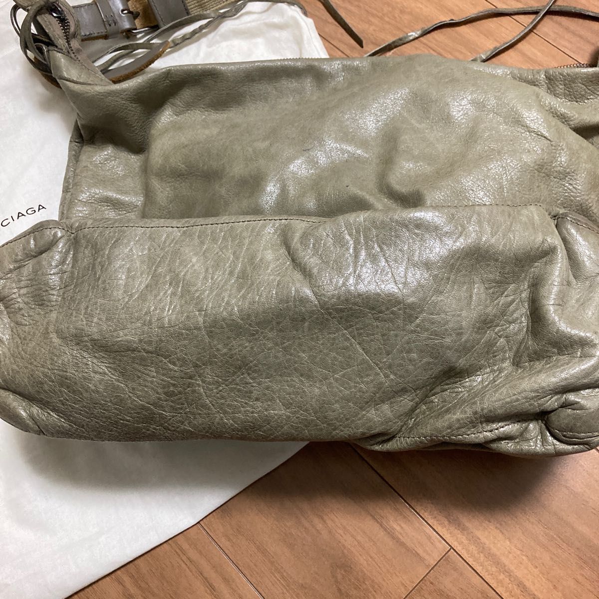 バレンシアガ大きめショルダーバック ビンテージ - arborconnect.co.nz