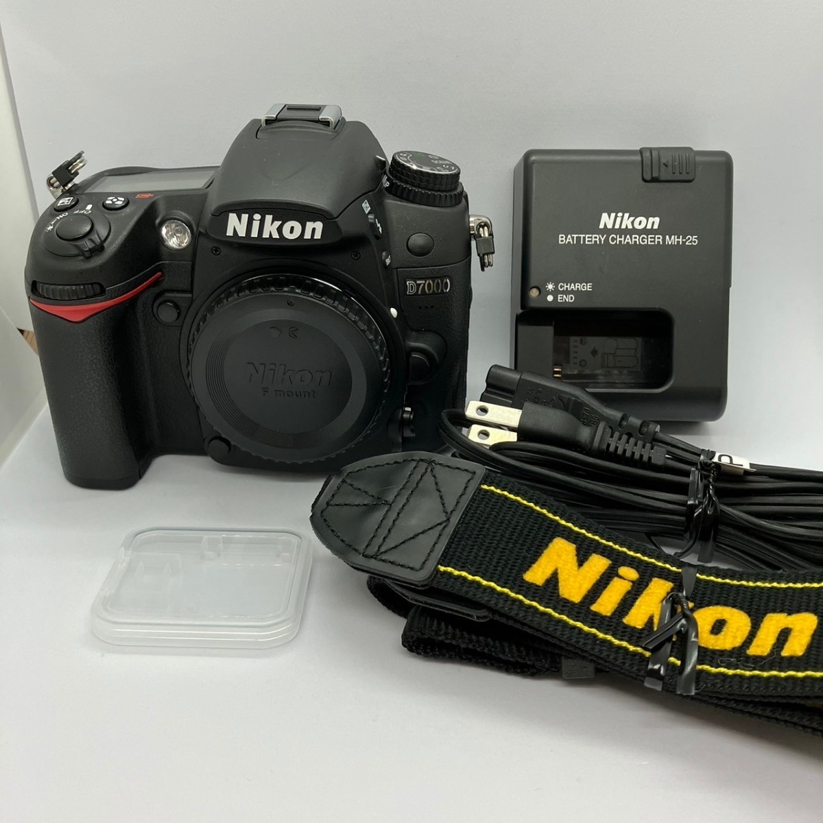 ヤフオク! - 【外観超美品】 ニコン NIKON D7000 ボディ 撮...