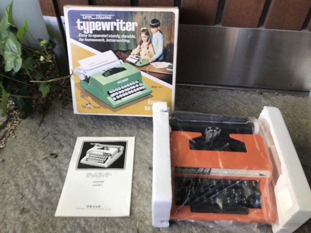 ★ 【希少 新品同様】 60～70年代頃 Tom Thumb typewriter タイプライター チャムライター アンティーク 電化製品 ブリキ超合金の画像1