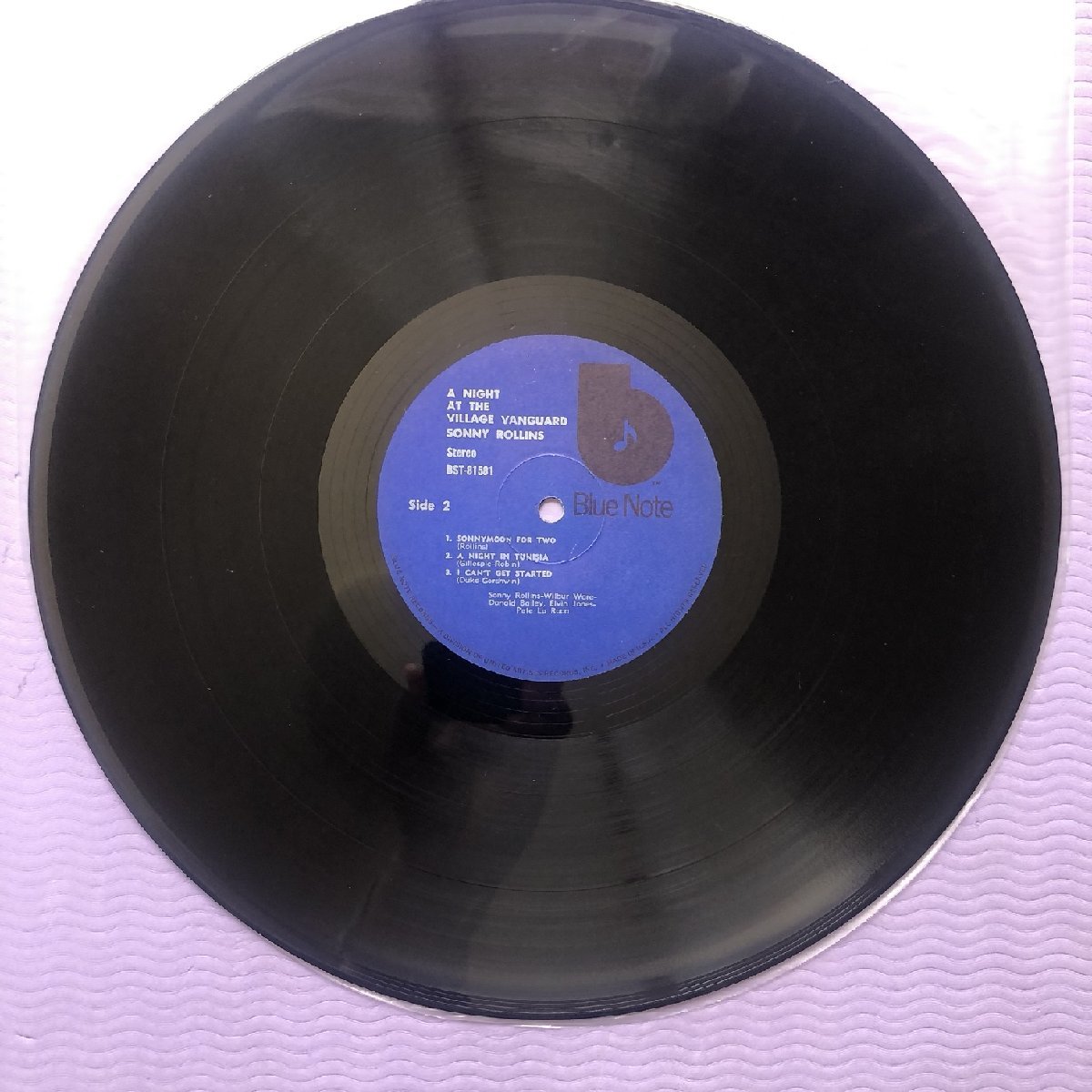 ソニー・ロリンズ Sonny Rollins 1975年 LPレコード ヴィレッジ・ヴァンガードの夜 A Night At The Village Vanguard 名盤 米国盤_画像9