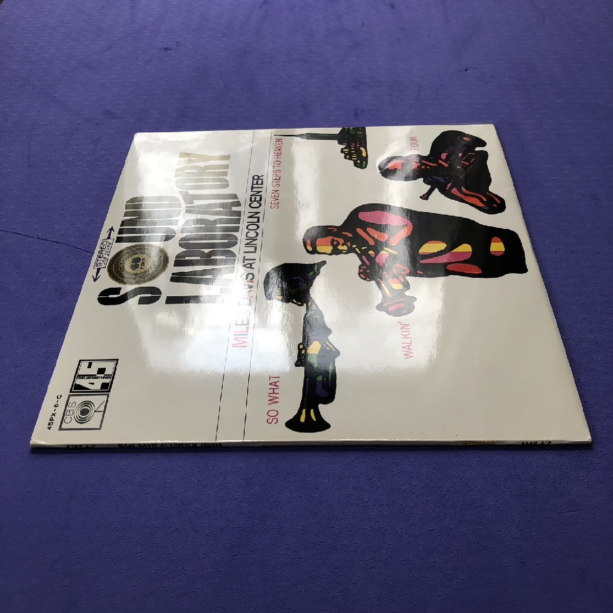 原信夫Collection 美盤 貴重盤 Miles Davis 1967年 LPレコード At Lincoln Center 国内盤 高音質サウンドラボラトリーシリーズ Ron Carter_画像3