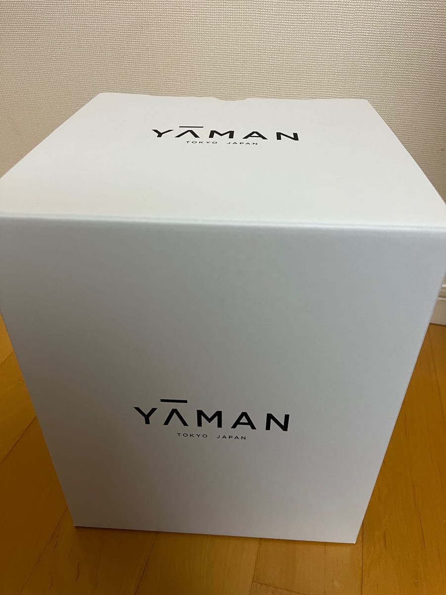 LEDスチーム美顔器 (YA-MAN)フォトスチーマー 新品未使用 ヤーマン