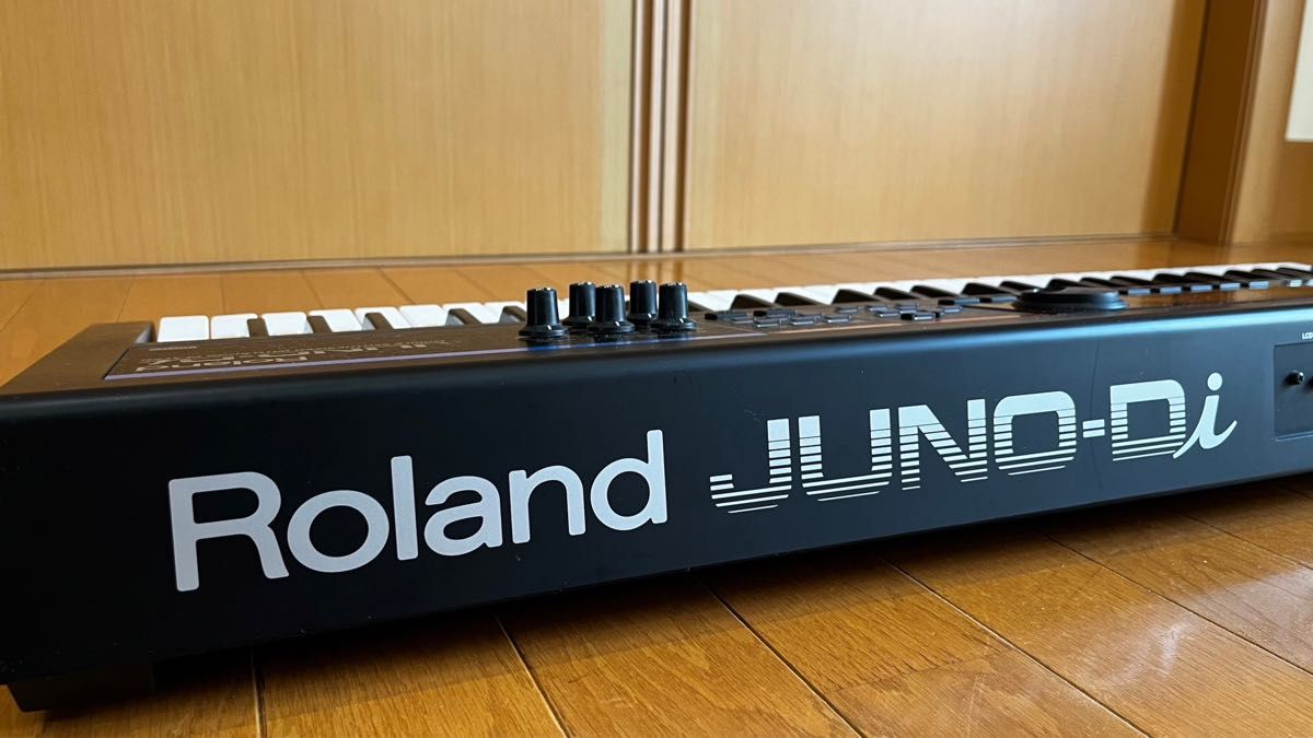 Roland JUNO-Di(ソフトケース付)|Yahoo!フリマ(旧PayPayフリマ) Roland JUNO-Di(ソフトケース付)|Yahoo!フリマ(旧PayPayフリマ)