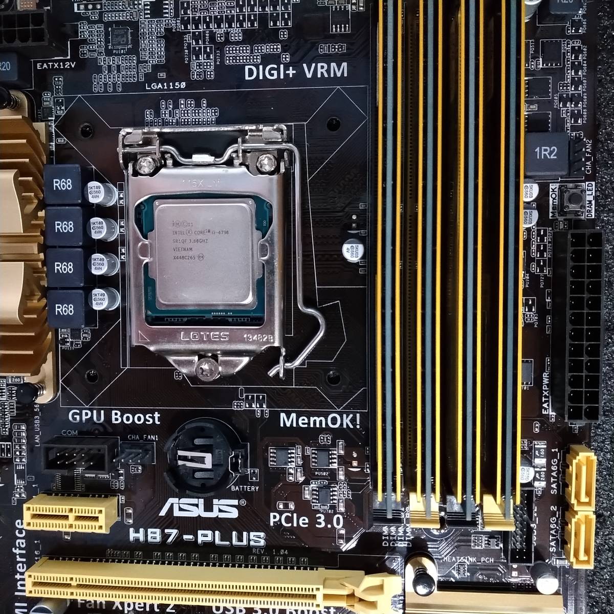 ASUS H87-PLUS LGA1150 + CPU(i7 4790) メモリ(CFD4GB4枚計16GB ASUS H87-PLUS LGA1150 + CPU(i7 4790) メモリ(CFD4GB4枚計16GB