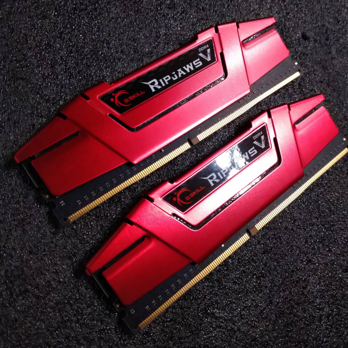 【中古】DDR4メモリ 16GB(8GB2枚組) G.SKILL Ripjaws Vシリーズ F4-3600C19D-16GVRB [DDR4-3600 PC4-28800]