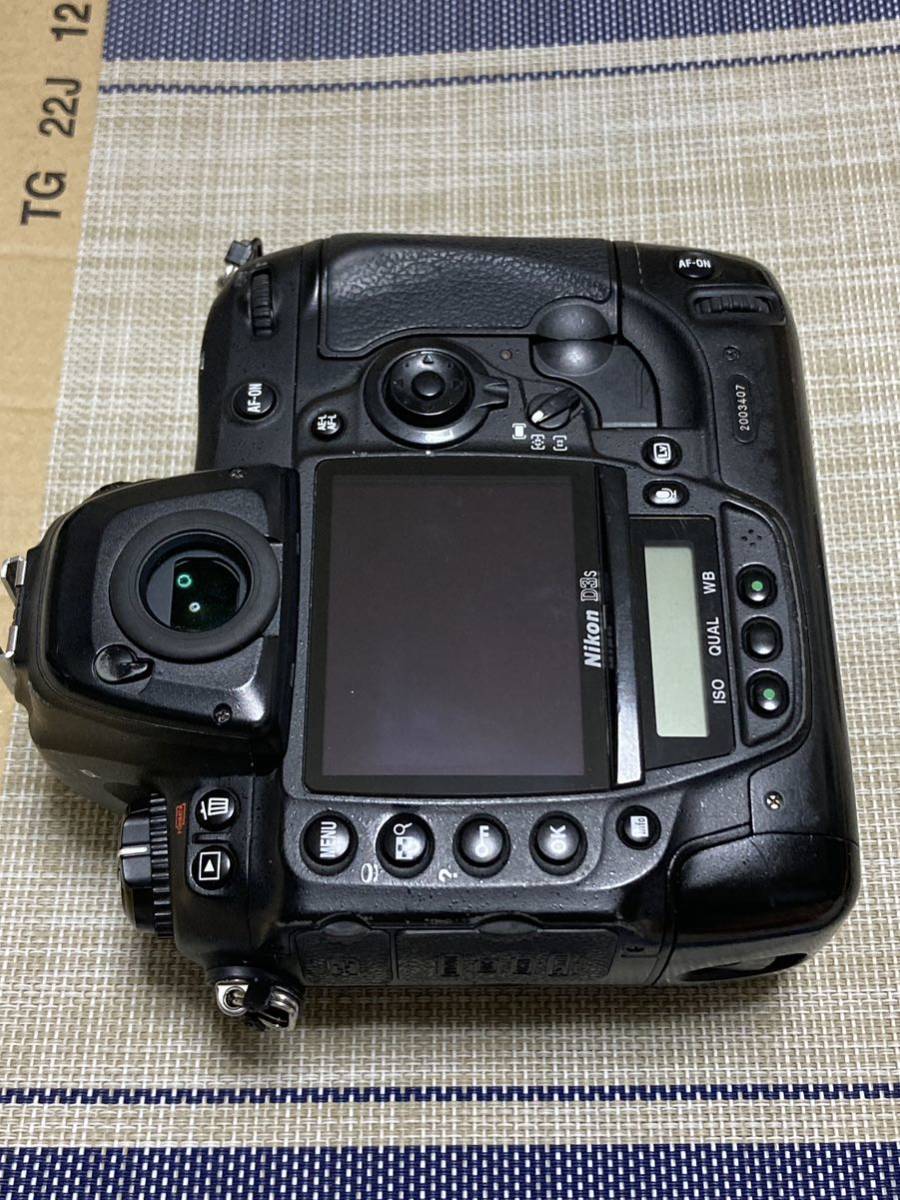 NIKON D3s ボディ ストラップ バッテリー付き | activoskateshop.com