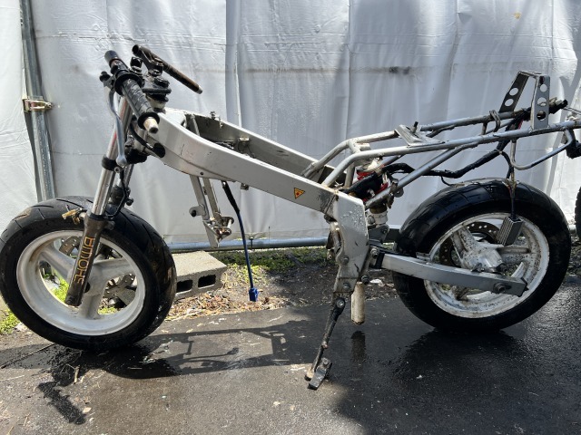 神奈川県厚木市 NSR50前期フレーム AC10-102番台 書類あり 純正鍵あり