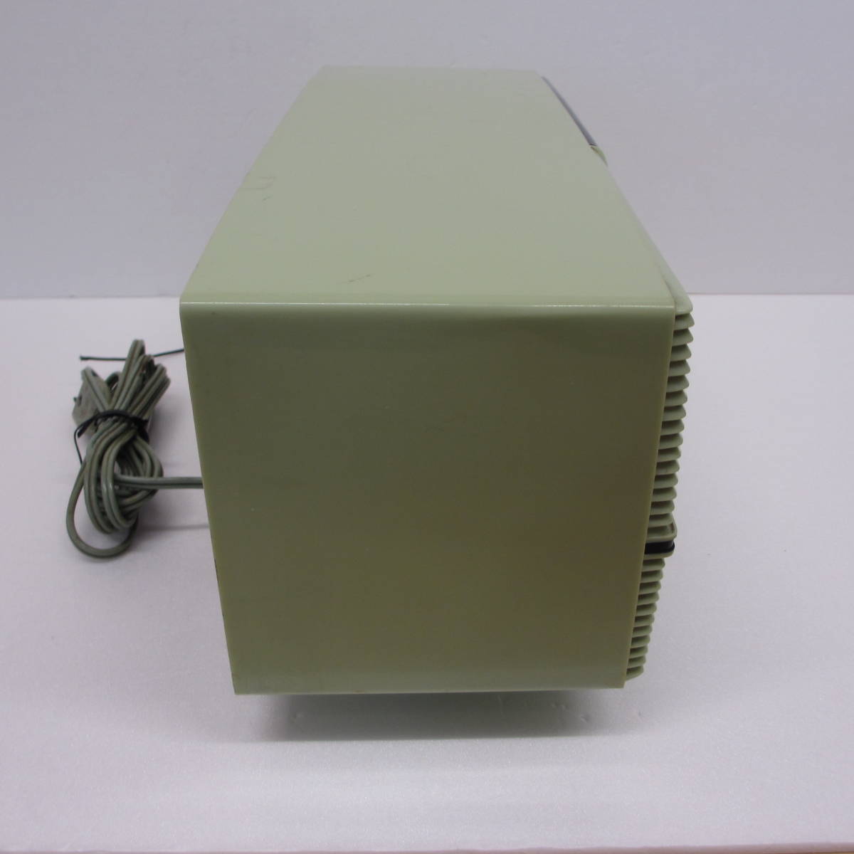 K138 　昭和レトロ SHARP/シャープ SHARP 2-BAND SUPER MODEL UM-160 ラジオ_画像4