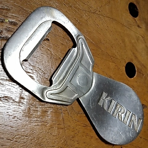 KIRIN bottle opener pull tab type プルタブ型栓抜き　キリン　全長101.8mm.　ステンレス製 stainless steel　麒麟　キリンレモン_画像1