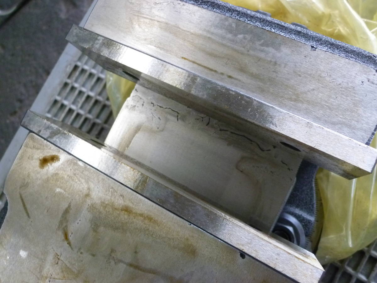 専門店 TRUSCO トラスコ 精密マシンバイス 口開き106mm LPMV-4 工具 TRUSCO(トラスコ) 油圧マシンバイス(回転台付き)口開き170mm KHMV-4