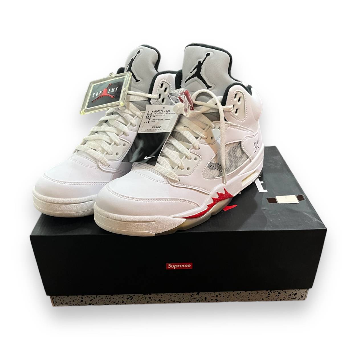 国内正規 新品 ○ Supreme × Nike Air Jordan 5 Retro White コラボ