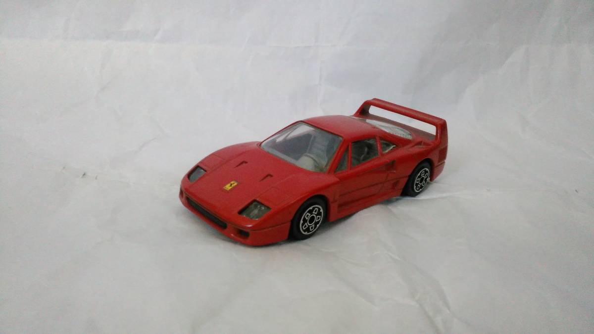 burago　ミニカー　Ferrari　F40　ブラーゴ　SCALA　1/43　イタリア製_画像1
