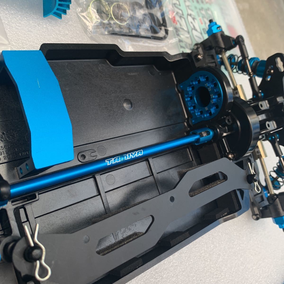 タミヤ TT-02 SRX オプション多数 シャーシ TAMIYA 1/10 完成品 タミヤ TT-02 SRX オプション多数 シャーシ TAMIYA 1/10 完成品