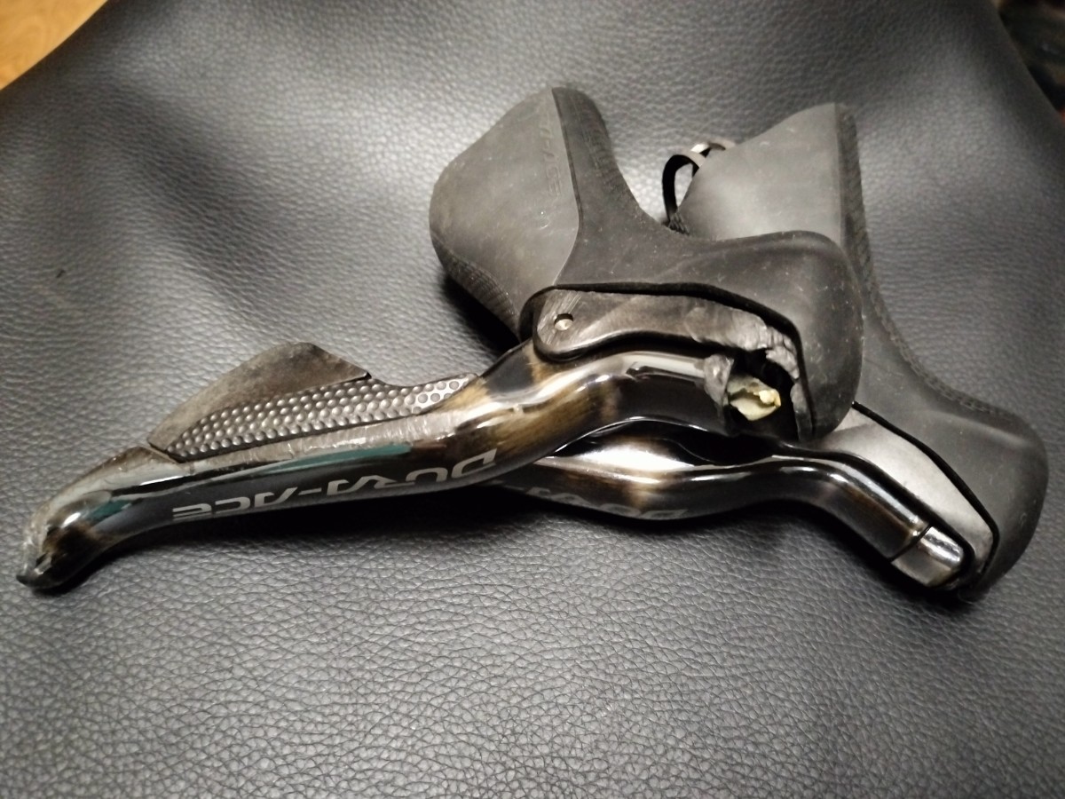 値下げ SHIMANO ULTEGRA Di2グループセット STI9070、FD/RD8050、SC-MT800 充電器あり
