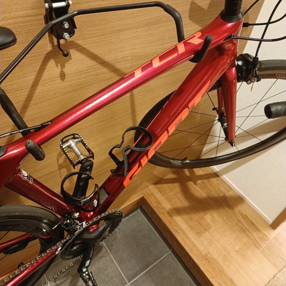 爆買いお得 ヤフオク! - GIANT TCR ADVANCED 2 KOM SE 2020年モデル