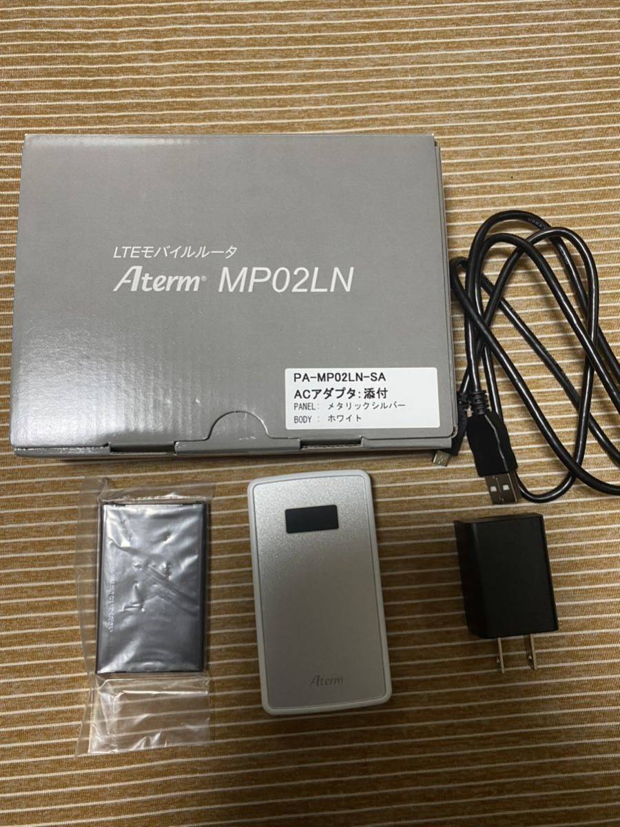 NEC Aterm MP02LN - 携帯電話