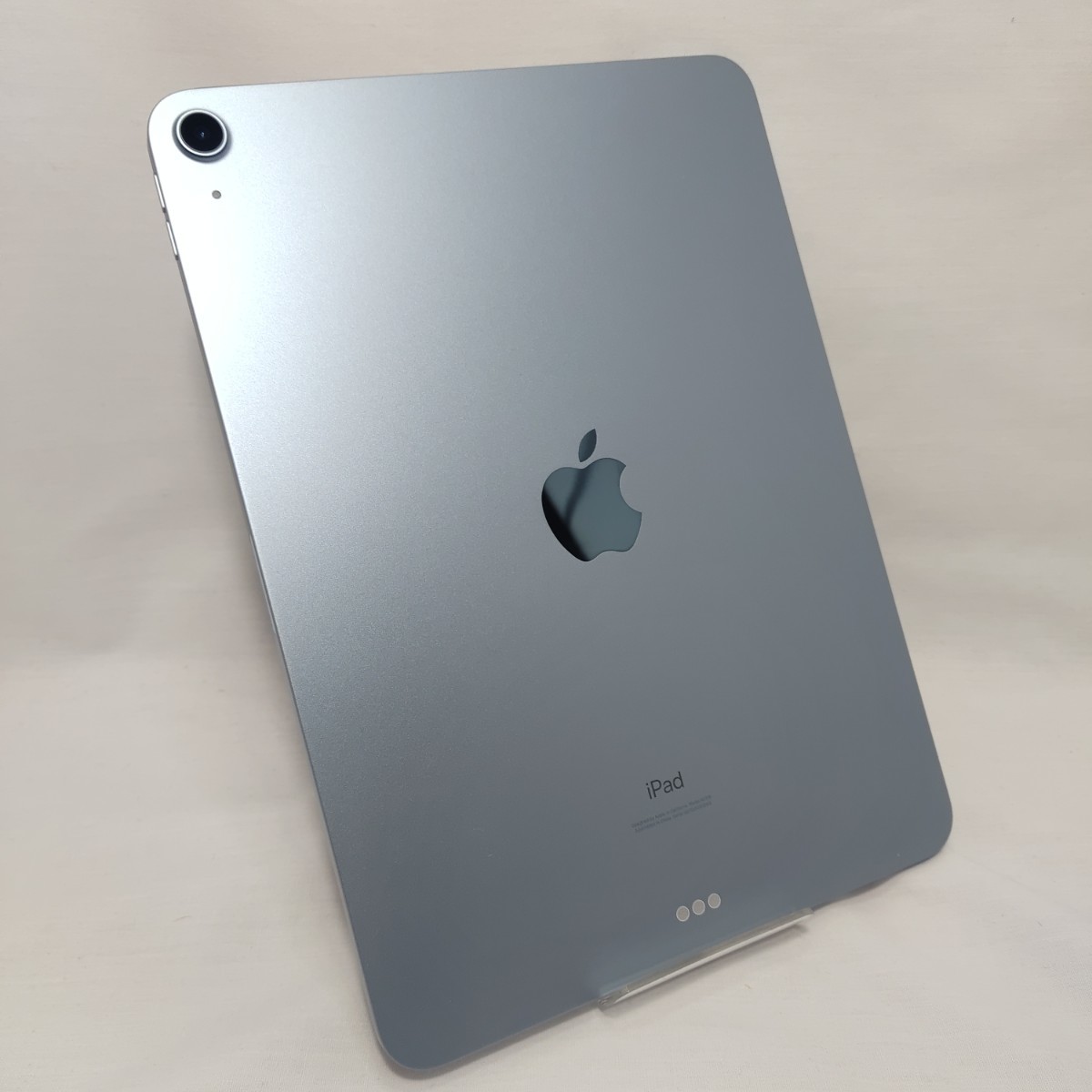 無地・新色登場！ 美品/iPad Air 第4世代 Wi-Fi 64GB スカイブルー