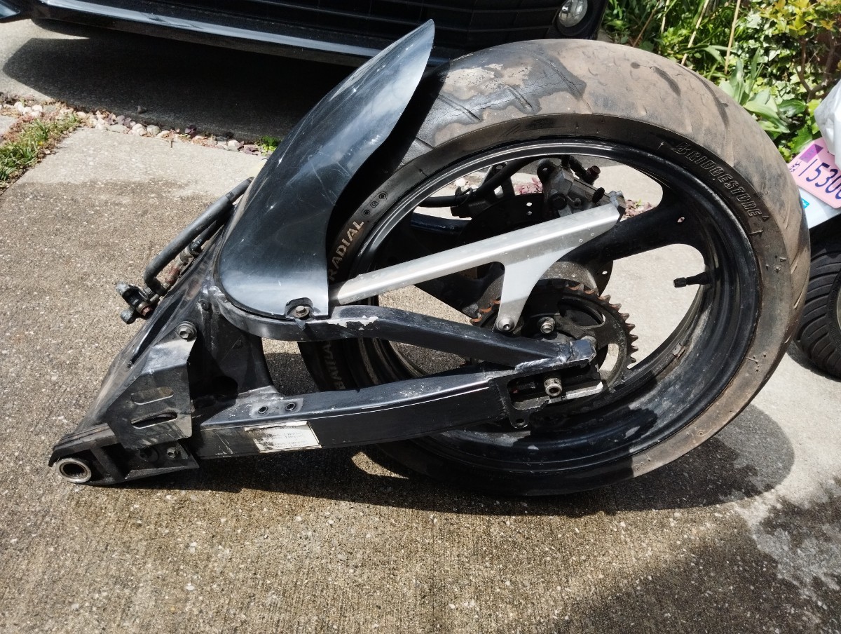 TZR250SP 3XV スイングアーム リアホイール ブレーキキャリパー リア