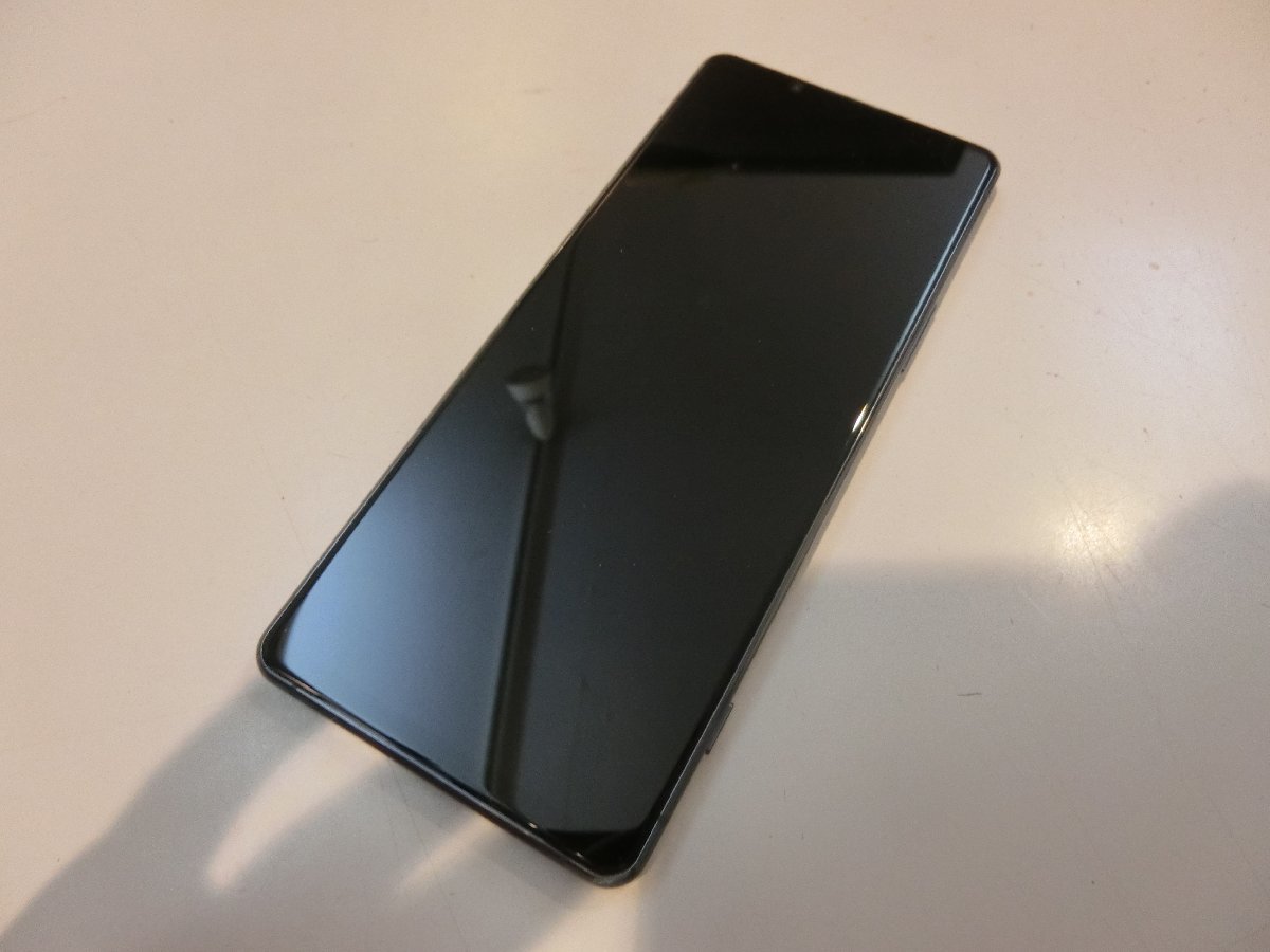 名作 SIMフリー docomo 利用制限保証 Xperia 1 Ⅱ SO-51A クローム 美