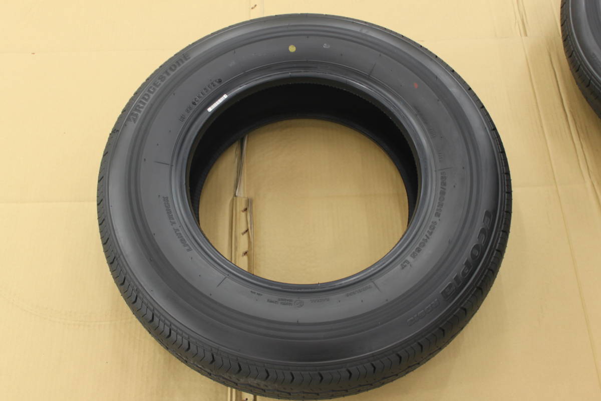 新車外し ブリヂストン エコピア RD613 195/80R15 107/105N LTタイヤ
