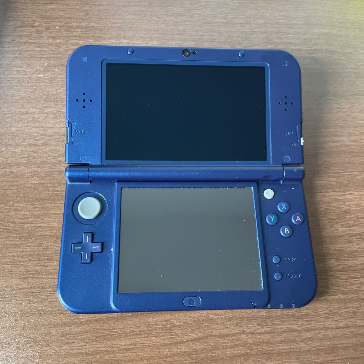 new NINTENDO 3DS LL メタリックブルー　本体のみ