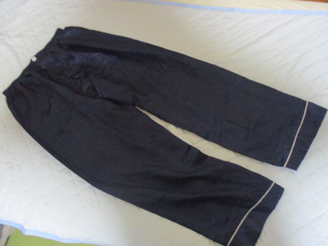 未使用　男性タイシルクパジャマ　黒　Ｌ　身長165-170cm~相当　落札後サイズ変更可能。_画像4