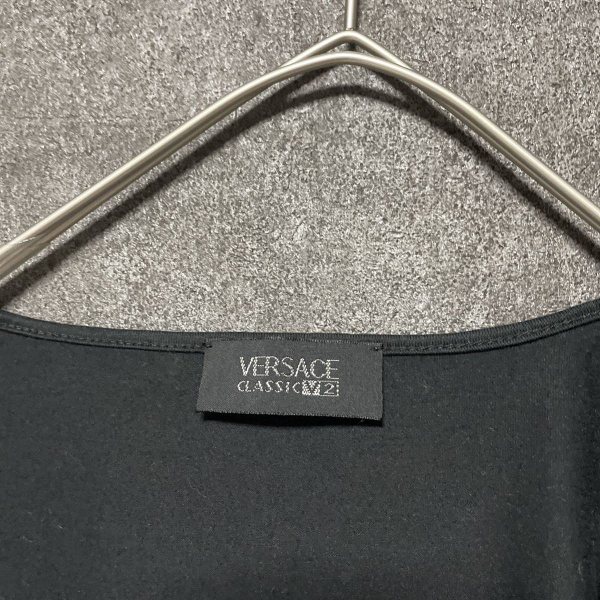 VERSACE CLASSIC V2 ヴェルサーチ　ストレッチ　Tシャツ ロゴ　半袖Tシャツ トップス カットソー　美品　レディース　ブラック_画像3