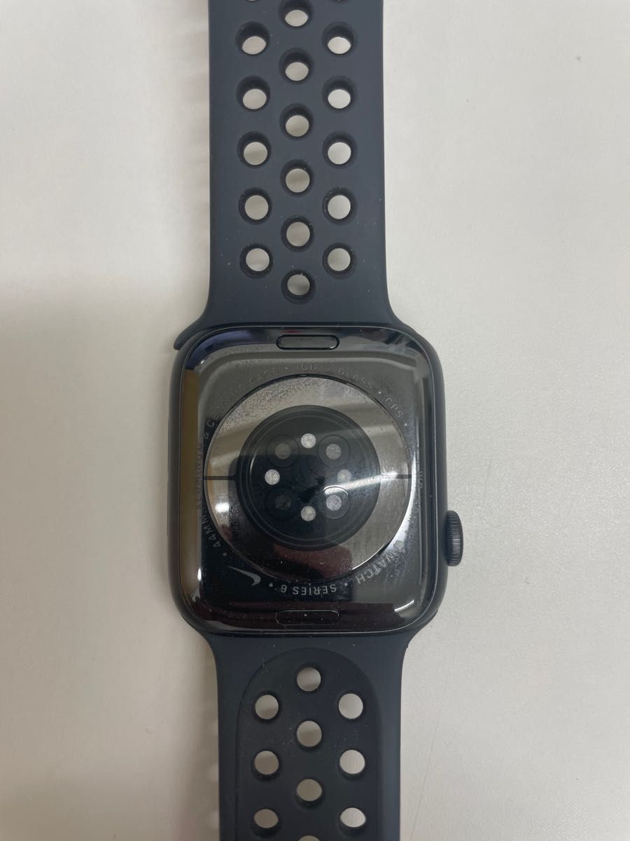 Apple Watch Series 6　NIKE　 GPS＋Cellular　44mmケースアルミニウム 