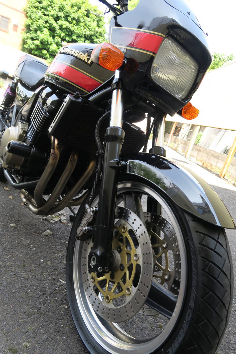 1万円から売り切り!オーラ全開☆Z400FX仕様ZRX400改 後期型 1万円から売り切り!オーラ全開☆Z400FX仕様ZRX400改 後期型