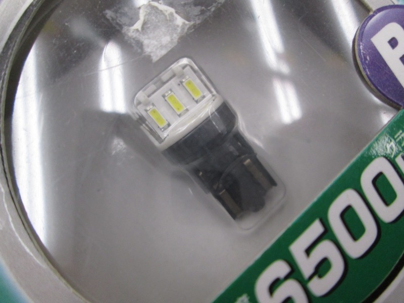 【未使用品】LEDライセンスランプ3 BW148 Bタイプ 6500K/30lm T10 GIGA カーメイト_画像3