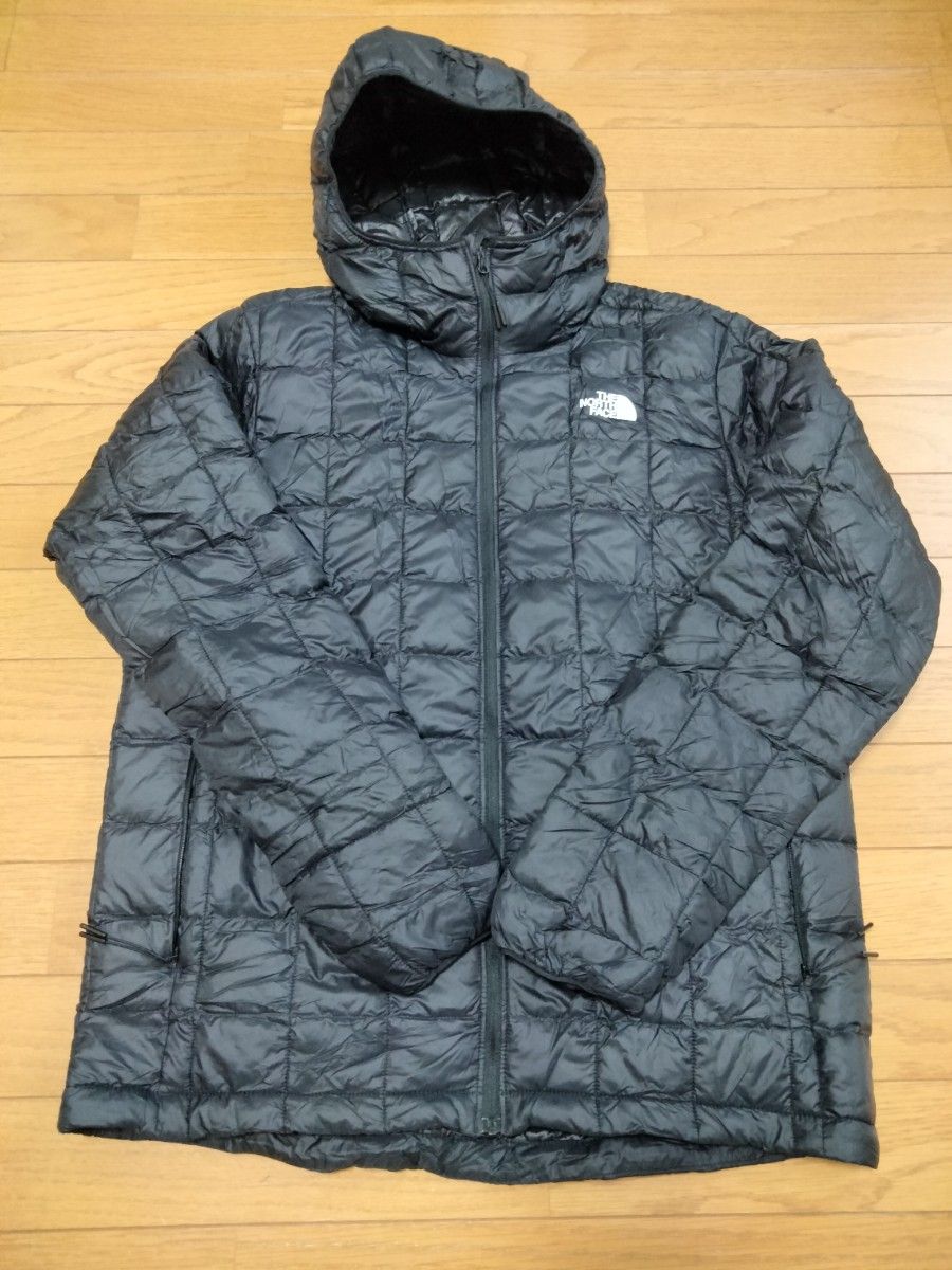 美品　THE NORTH FACE　ノースフェイスサーモボールエコフーディ