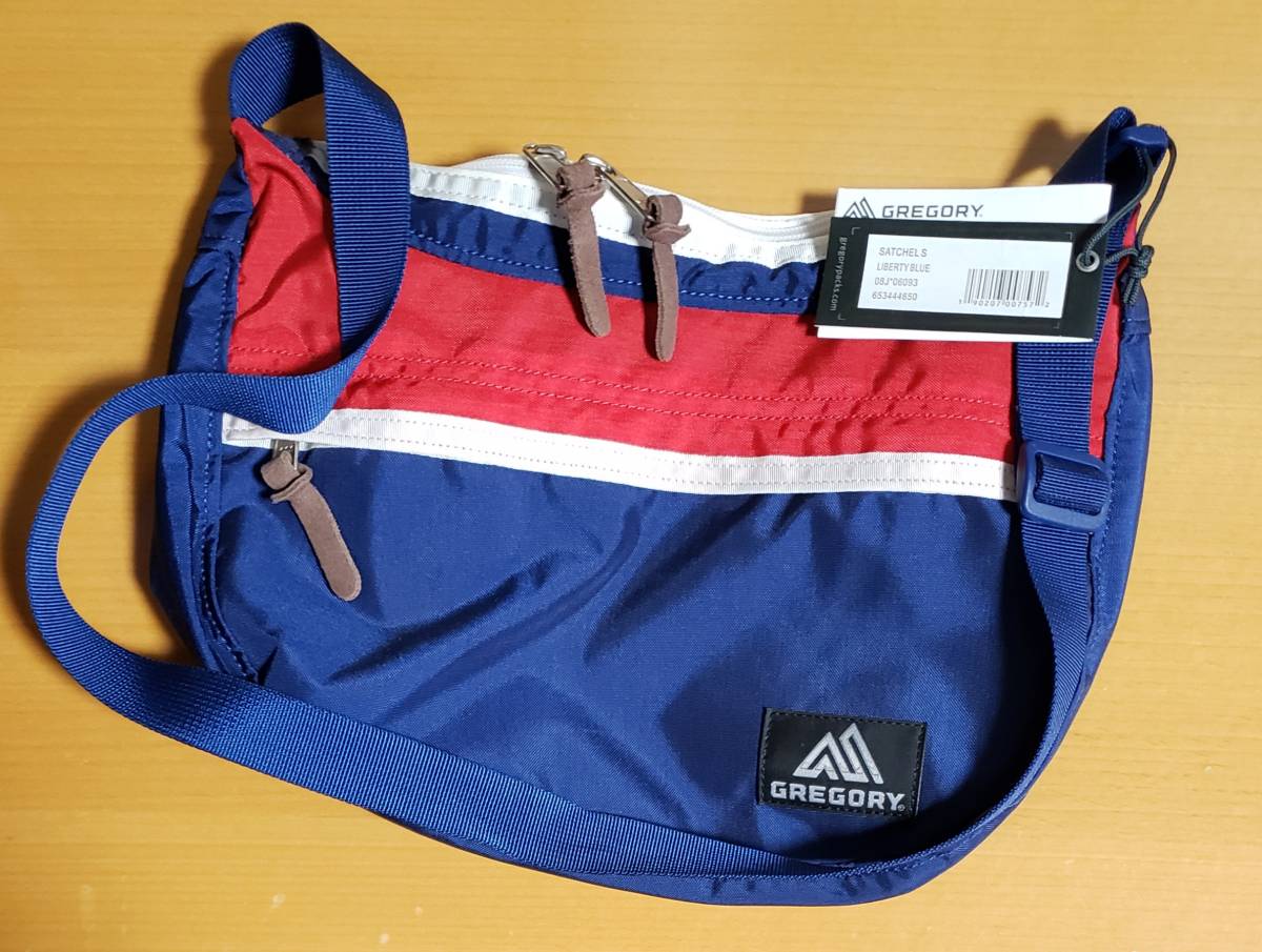 275A(79年11月)とクラムシェルケース(78年3月) Coleman 275A(79年11月)とクラムシェルケース(78年3月) Coleman
