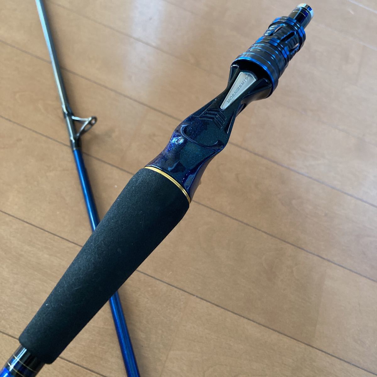 美品【 DAIWA ダイワ 極鋭タチウオ テンヤSP 82-182AGS 2ピース テンヤ