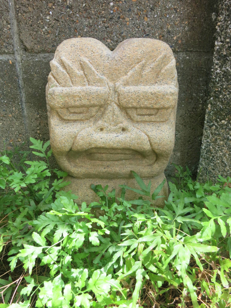 [大幸]　古代の神様像　石像　花崗岩　天然石　13Kg　石仏　田の神　異教　エキゾチック　ユニーク　置物　手彫