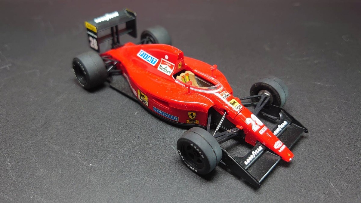 1:43　フェラーリ　F1　No28　 ジャン・アレジ　ミニカー Ferrari_画像3