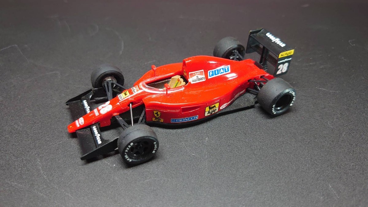 1:43　フェラーリ　F1　No28　 ジャン・アレジ　ミニカー Ferrari_画像1