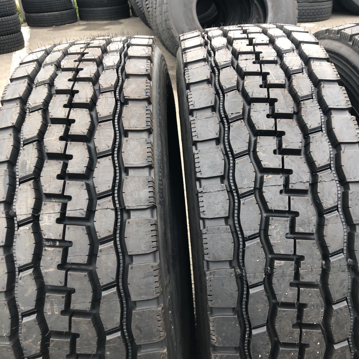 245/70R19.5 再生タイヤ 4本:32000円 | top-chassis-belgium.be