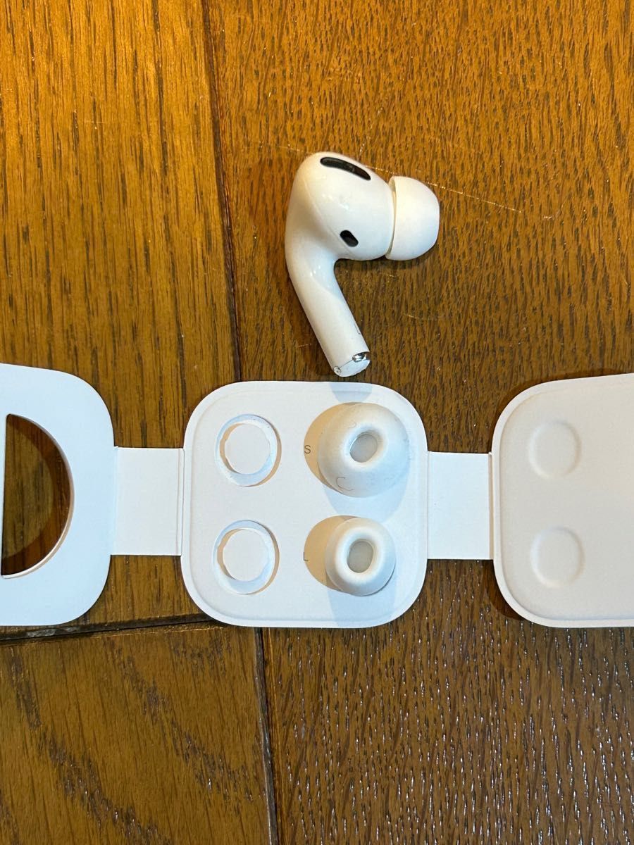 Apple純正 AirPods Pro 第1世代 左 イヤホン MWP22J/A 左耳のみ イヤー