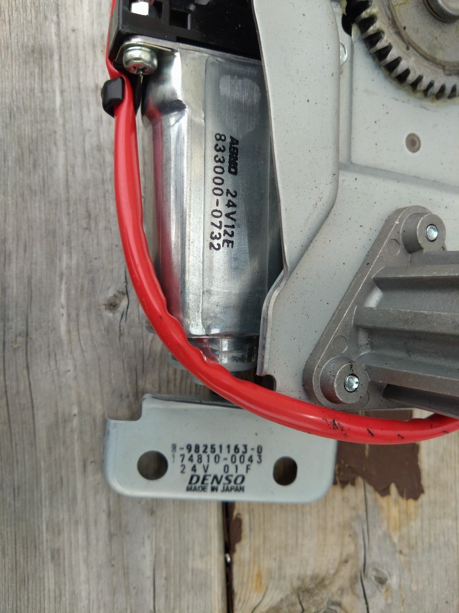 新品 ISUZU ギガ フォワード ミラーモーター 格納ミラーモーター 新品 ISUZU ギガ フォワード ミラーモーター 格納ミラーモーター