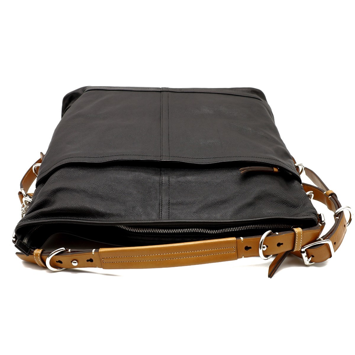 くらしを楽しむアイテム 美品 COACH コーチハリソン イーストウエスト