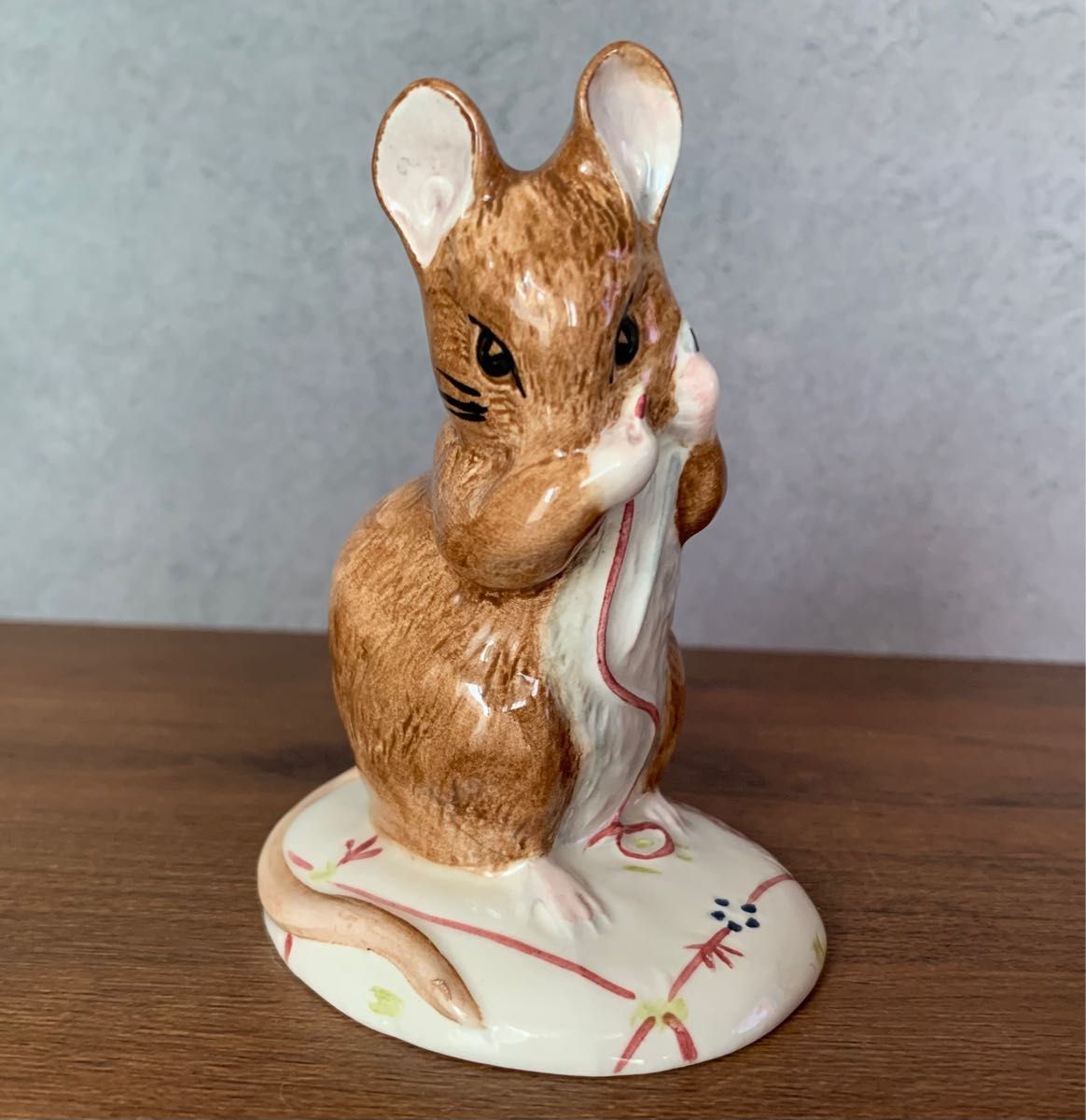 No more Twist フィギュリン ピーターラビット ロイヤル