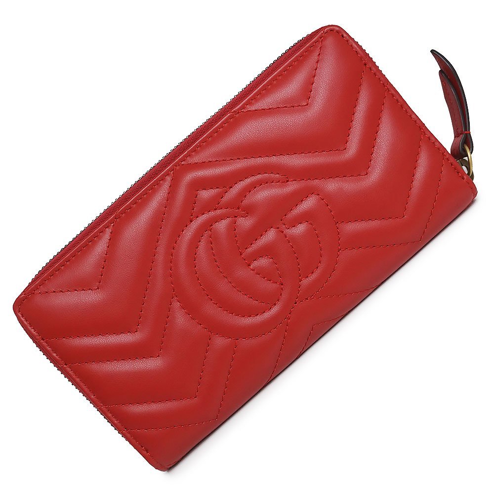 新品・未使用品)グッチ GUCCI シェブロン キルティング GGマーモント