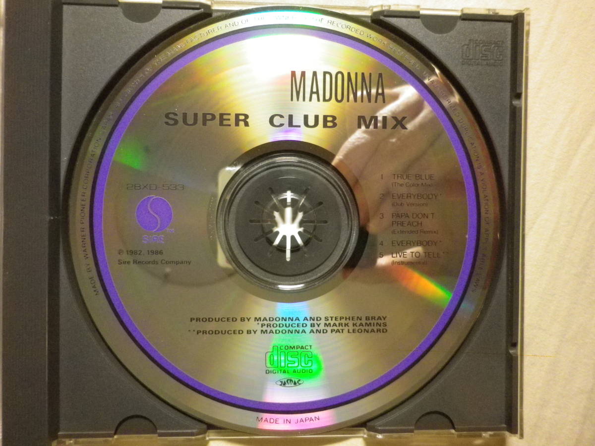 『Madonna/Super Club Mix(1986)』(1986年発売,28XD-533,廃盤,国内盤,歌詞対訳付,Remix,5track,True Blue,Everybody,Live To Tell)_画像3