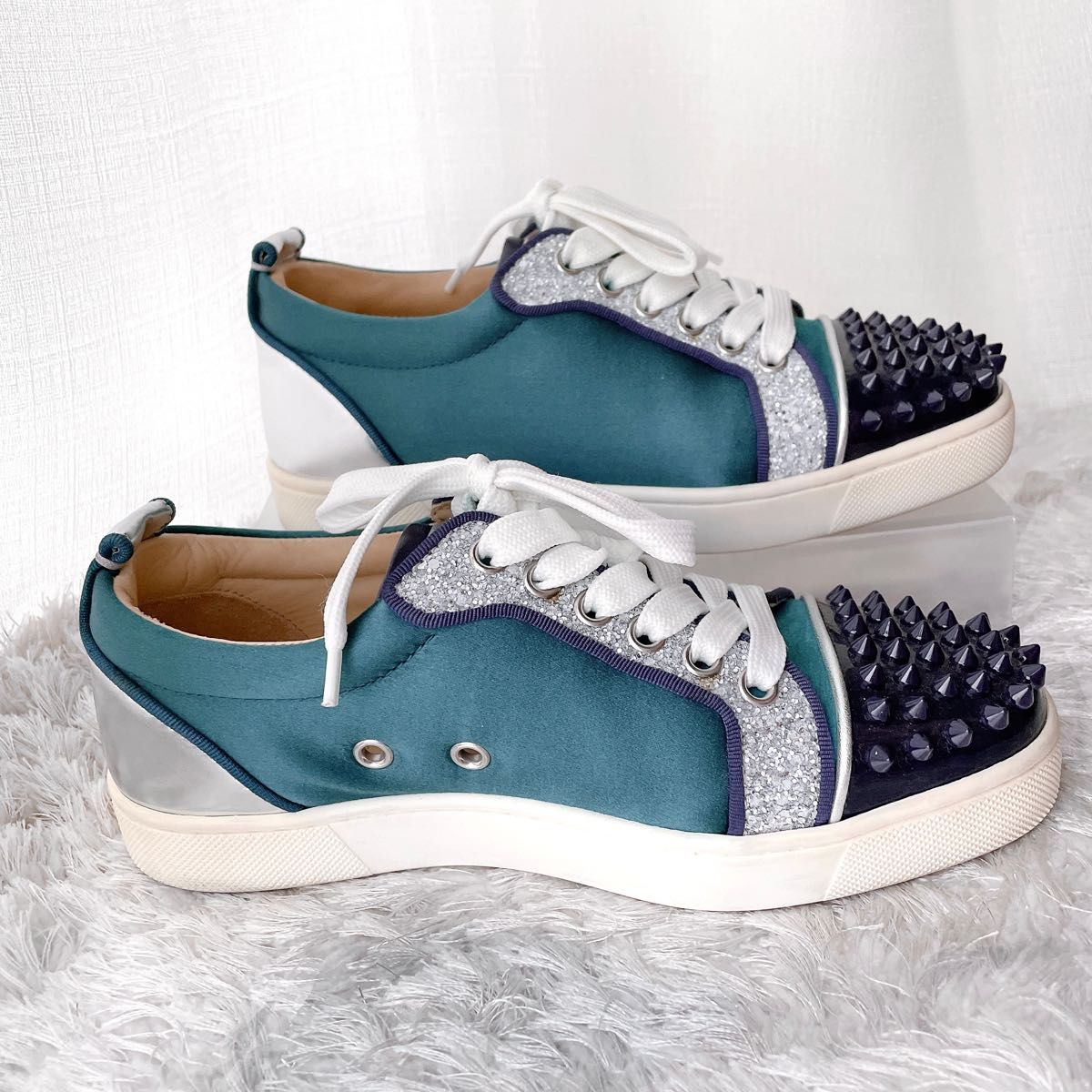 Christian Louboutin クリスチャンルブタン ルイスジュニア スパイク